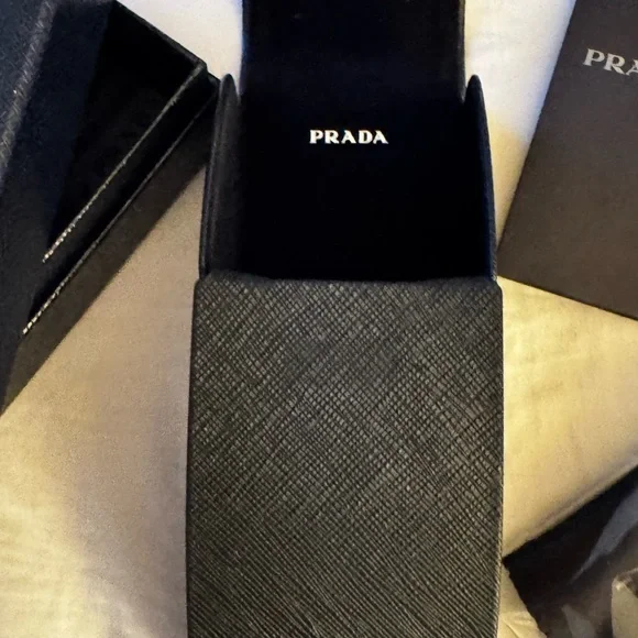 Prada Black Saffiano hard leather eyeglasses case with box included - Picture 2 of 2